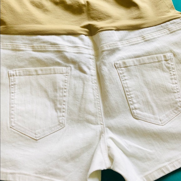 3xl White Maternity Jean Jacket & Maternity Shorts - Picture 4 of 16